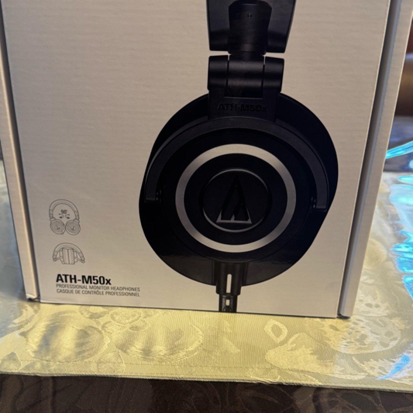 新ヘッドホン開封の儀(コメントオフ) 新ヘッドホン開封の儀(コメントオフ)